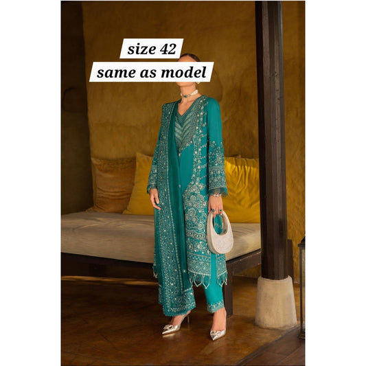 Faiza Saqlain-003
