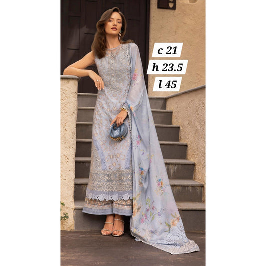 Faiza Saqlain-005