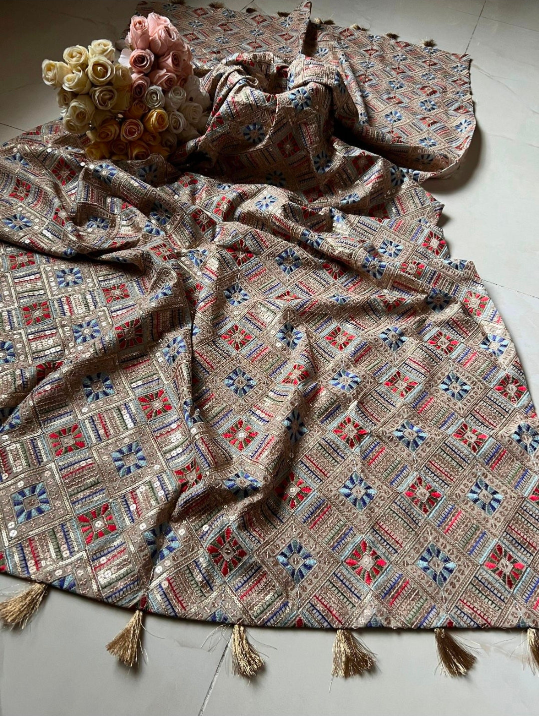 Karandi shawl embroidered -004