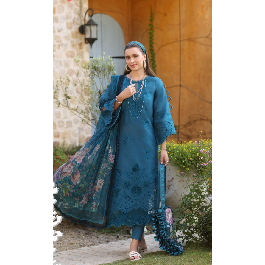 Noor Luxe chikankari '2025 by Saadia asad - 016